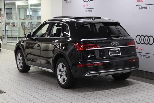 2023 Audi Q5 40 Premium