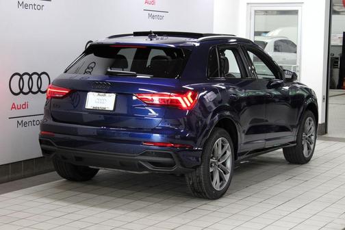 2025 Audi Q3 45 S line Premium