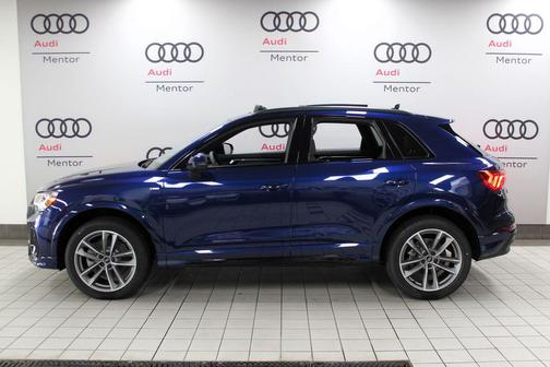 2025 Audi Q3 45 S line Premium