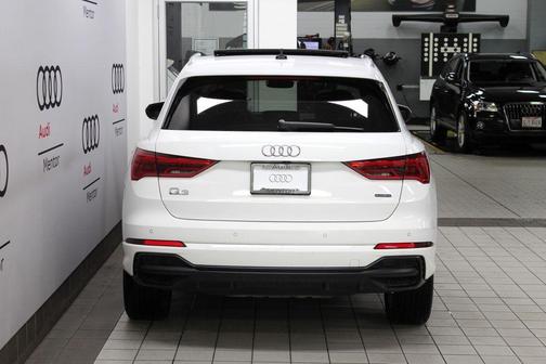 2021 Audi Q3 45 S line Premium