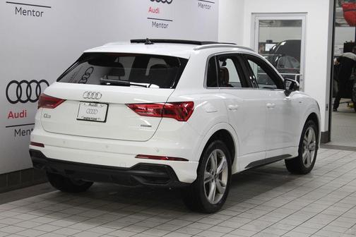 2021 Audi Q3 45 S line Premium