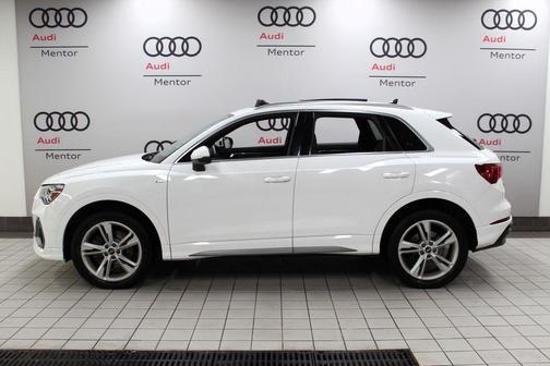 2021 Audi Q3 45 S line Premium