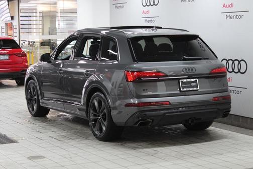2025 Audi Q7 55 Premium Plus