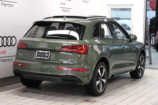 2023 Audi Q5 45 S line quattro Premium