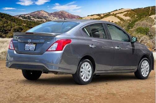 2019 Nissan Versa 1.6 SV