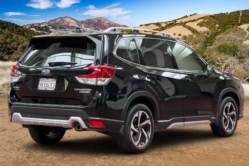 2023 Subaru Forester Touring