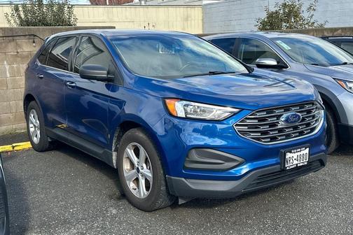 2020 Ford Edge SE