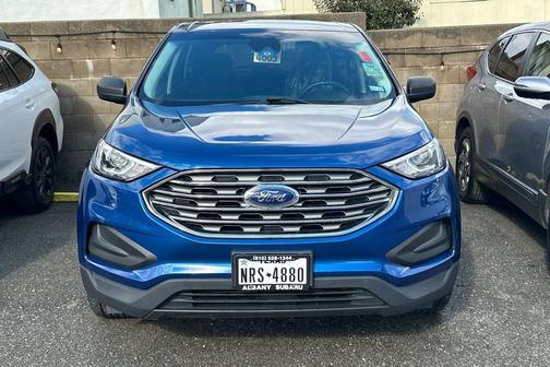 2020 Ford Edge SE