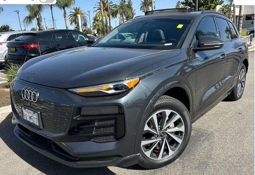 Manhattan Gray Metallic 2025 Audi Q6 e-tron Premium quattro
