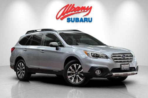 Ice Silver Metallic 2017 Subaru Outback 2.5i Limited
