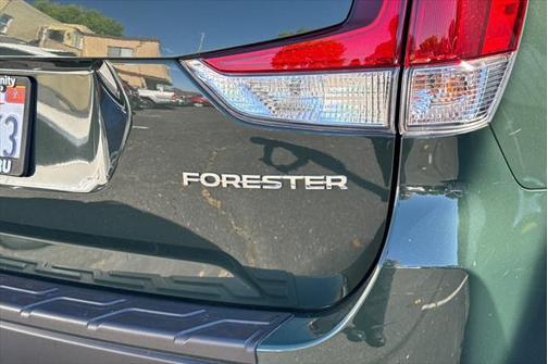 2023 Subaru Forester Base