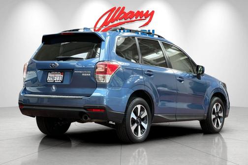 Quartz Blue 2017 Subaru Forester 2.5i Limited