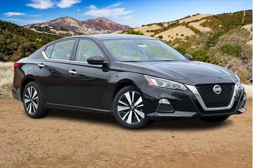 2021 Nissan Altima 2.5 SV