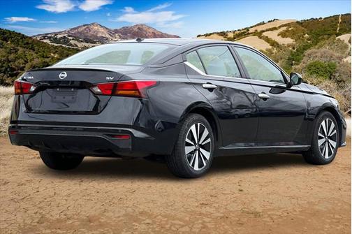 2021 Nissan Altima 2.5 SV