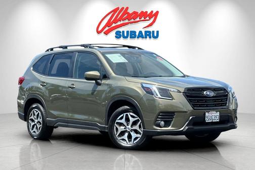 Green 2023 Subaru Forester Premium