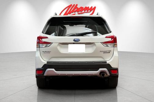 Crystal White Pearl 2023 Subaru Forester Touring