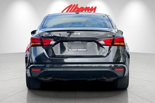 Super Black 2023 Nissan Altima 2.5 SV