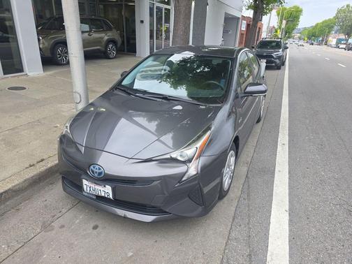 Magnetic Gray Metallic 2017 Toyota Prius Two