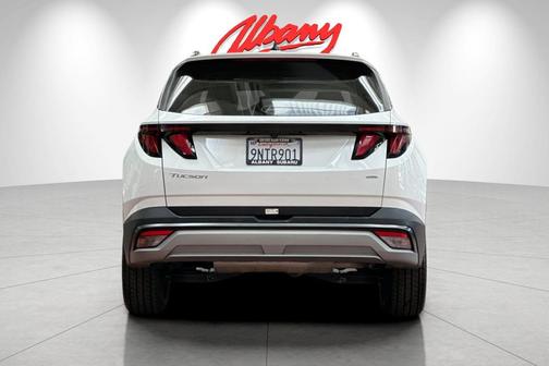 White Pearl 2025 Hyundai TUCSON SEL