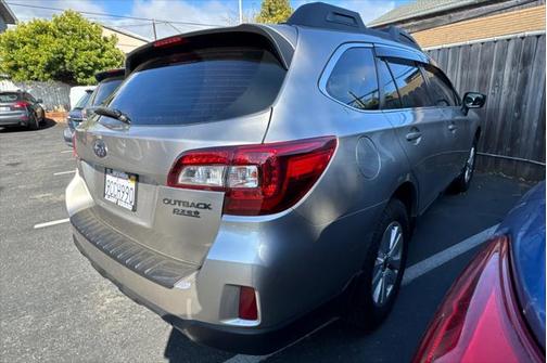 2017 Subaru Outback 2.5i