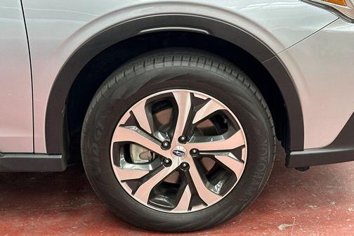 Ice Silver Metallic 2021 Subaru Outback Limited