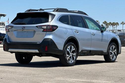 Ice Silver Metallic 2021 Subaru Outback Limited