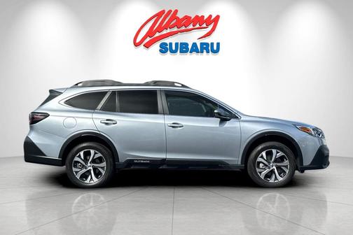Ice Silver Metallic 2021 Subaru Outback Limited