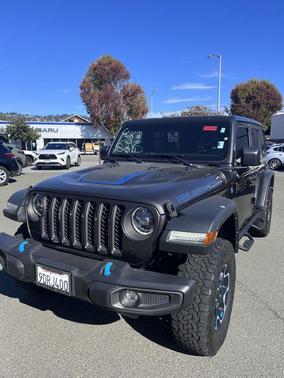 Granite Crystal Metallic Clearcoat 2023 Jeep Wrangler 4xe Rubicon