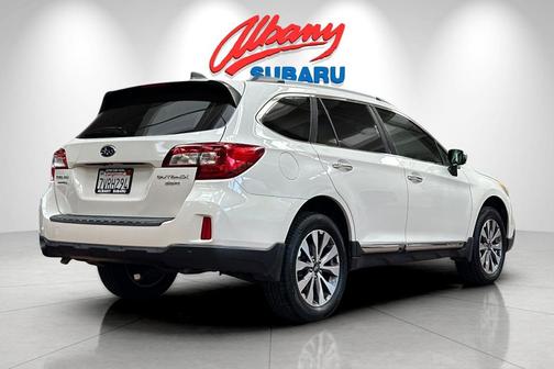 2017 Subaru Outback 3.6R Touring