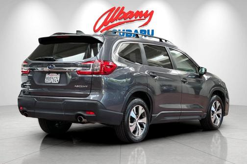 Gray Metallic 2025 Subaru Ascent Premium 7-Passenger