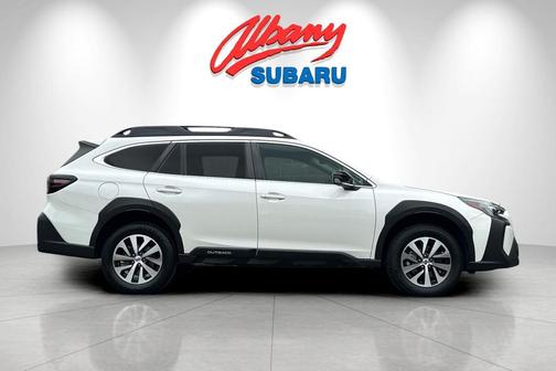 Crystal White Pearl 2023 Subaru Outback Premium