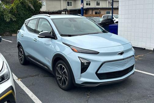 Ice Blue Metallic 2023 Chevrolet Bolt EUV FWD Premier