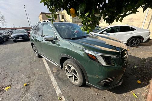 2023 Subaru Forester Touring