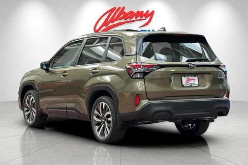 Autumn Green Metallic 2026 Subaru Forester Touring