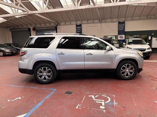 Quicksilver Metallic 2016 GMC Acadia SLT-1
