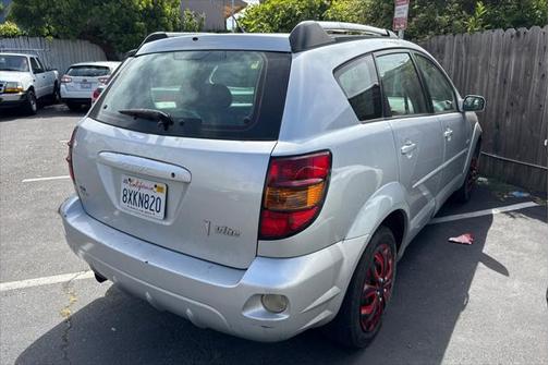 2005 Pontiac Vibe Base