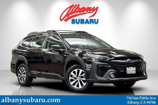 Crystal Black Silica 2025 Subaru Outback Base