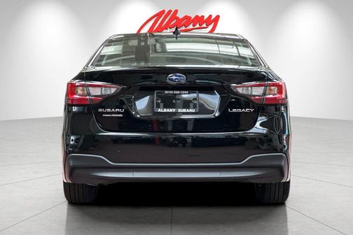 Crystal Black Silica 2025 Subaru Legacy Premium