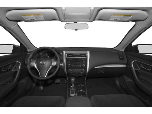 Storm 2015 Nissan Altima 2.5 S