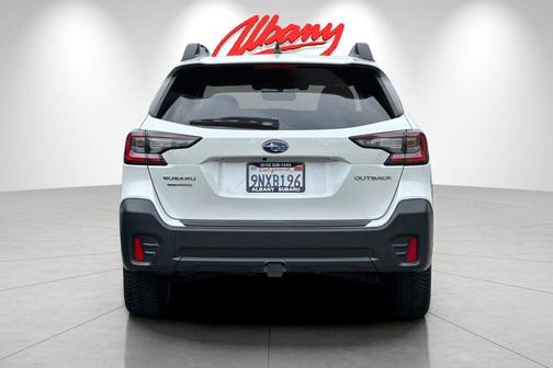 Crystal White Pearl 2022 Subaru Outback Premium