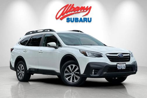Crystal White Pearl 2022 Subaru Outback Premium