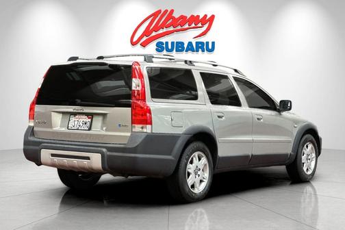2005 Volvo XC70 2.5T