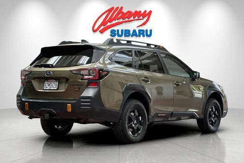 Autumn Green Metallic 2022 Subaru Outback Wilderness