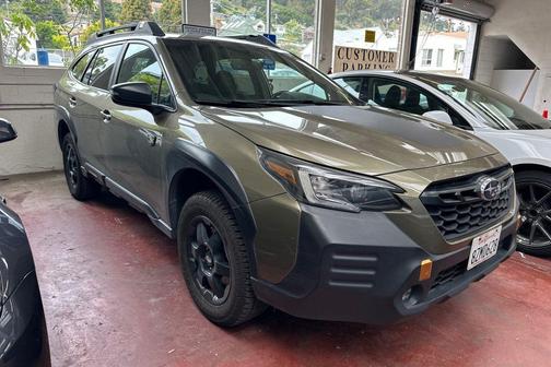 Autumn Green Metallic 2022 Subaru Outback Wilderness