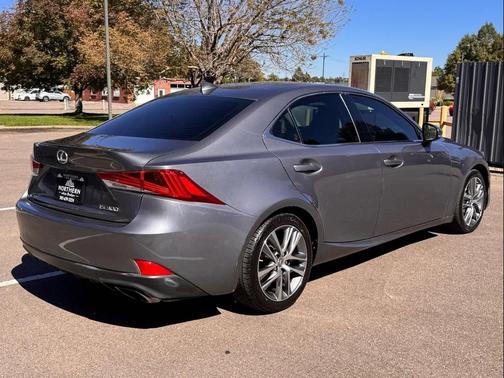 2018 Lexus IS 300 Base