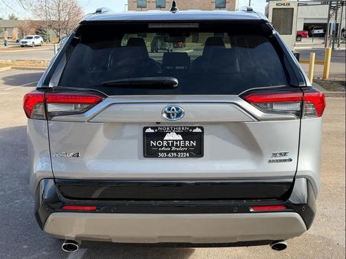2024 Toyota RAV4 Hybrid SE