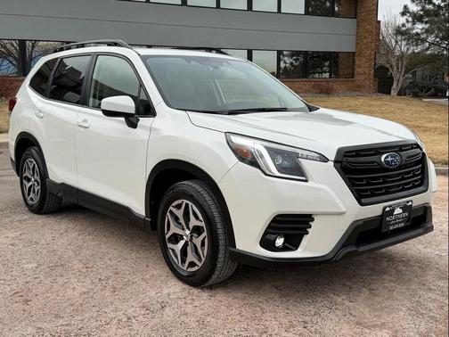 2024 Subaru Forester Premium
