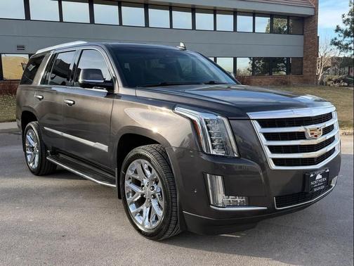 2018 Cadillac Escalade Luxury