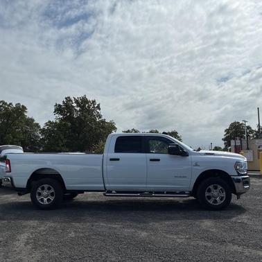 Bright White Clearcoat 2023 RAM 2500 Big Horn
