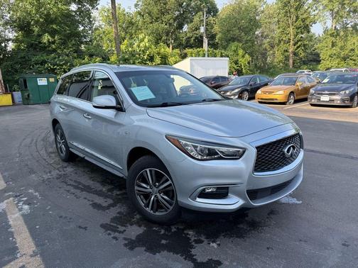 2016 INFINITI QX60 Base